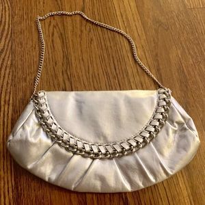 🐞Silver Metallic Clutch Purse with Chain